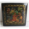 Image 1 : Russian Lacquered Trinket Box, Square Hinged Lid  2.5"x 2.5"
