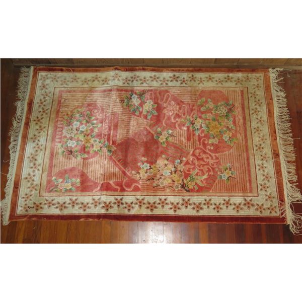 Oriental Rug, Floral Motif Cream/Peach/Orange w/Floral Border 74" x 47"