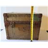 Image 31 : Vintage U.S. Trunk w/ Coffeepot, Dishes & Utensils 17.75"x 13.75"x 14.5"H
