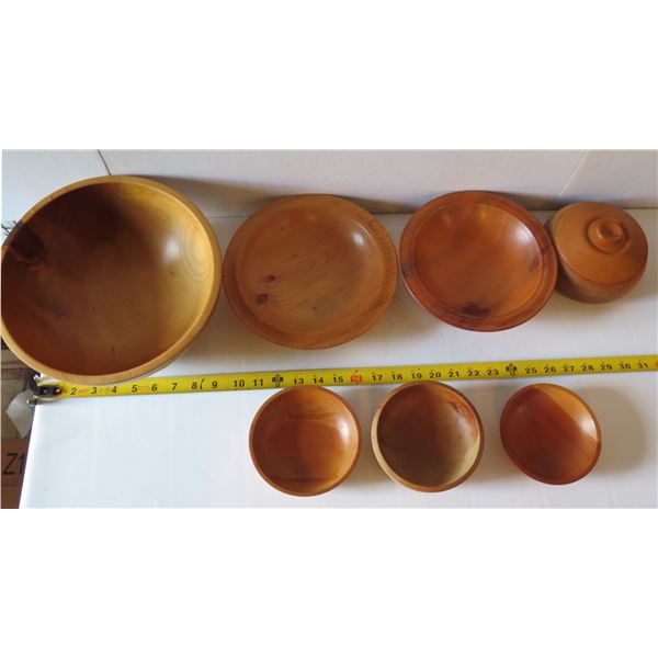 Qty 7 Turned Wooden Bowls, Misc Sizes  New Zealand  Kauri  Signed