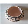 Image 2 : Native American Indian Pueblo Clay Bowl, Signed MDV 6" Dia