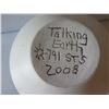 Image 8 : Iroquois Clay Pottery Seed Pot, Inscribed Women & Turtle Signed Steven Smith Talking Earth  5" Tall