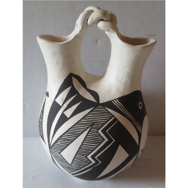Native American Indian Acoma Wedding Vase w/ Twisted Handle, Signed M S Juanico 7.5" Tall