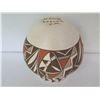 Image 8 : Native American Indian Laguna Pueblo Clay Vase, Signed M Davis 6.5" Tall