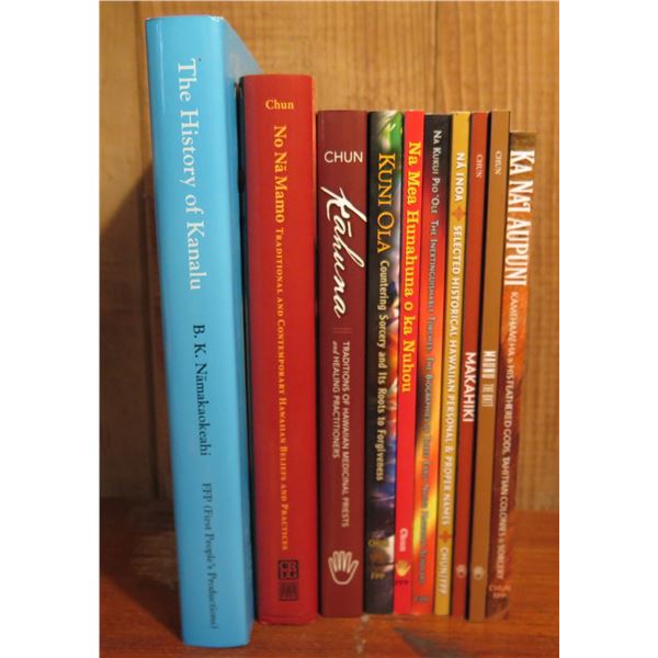 Qty 10 Hawaiian Books