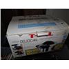 Image 8 : Plastic Tub w/ Pots & Pans Calphalon, XpressCooker