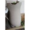 Image 1 : Decorative Rain Barrel, Gray 42" Tall