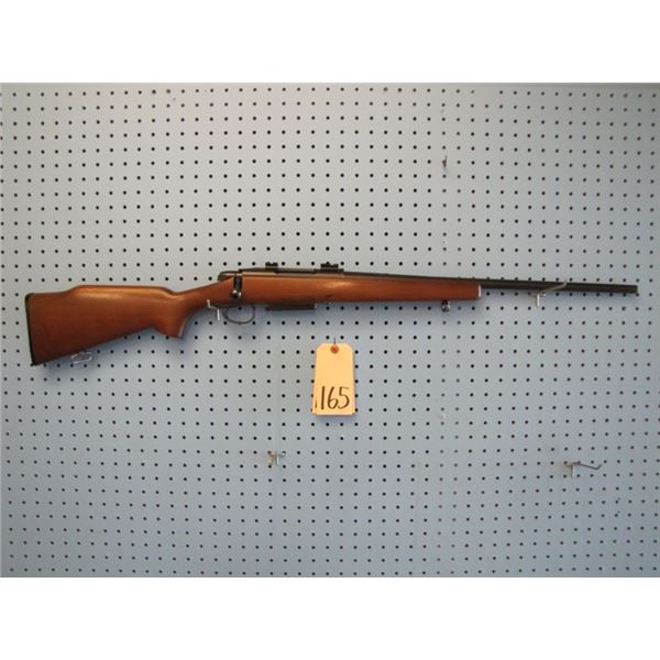 Remington Model 788, bolt action, 6 mm Remington, clip, scope bases, Walnut stock