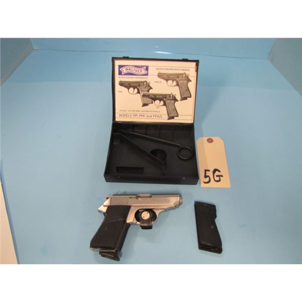 PROHIBITED:  Walther PPK/S .380ACP, semi auto pistol with 1 magazine, 83 mm barrel, serial S017xxx c