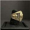 Image 2 : LOS ANGELES LAKERS 2010 "BRYANT" CHAMPIONSHIP REPLICA RING (ref432)
