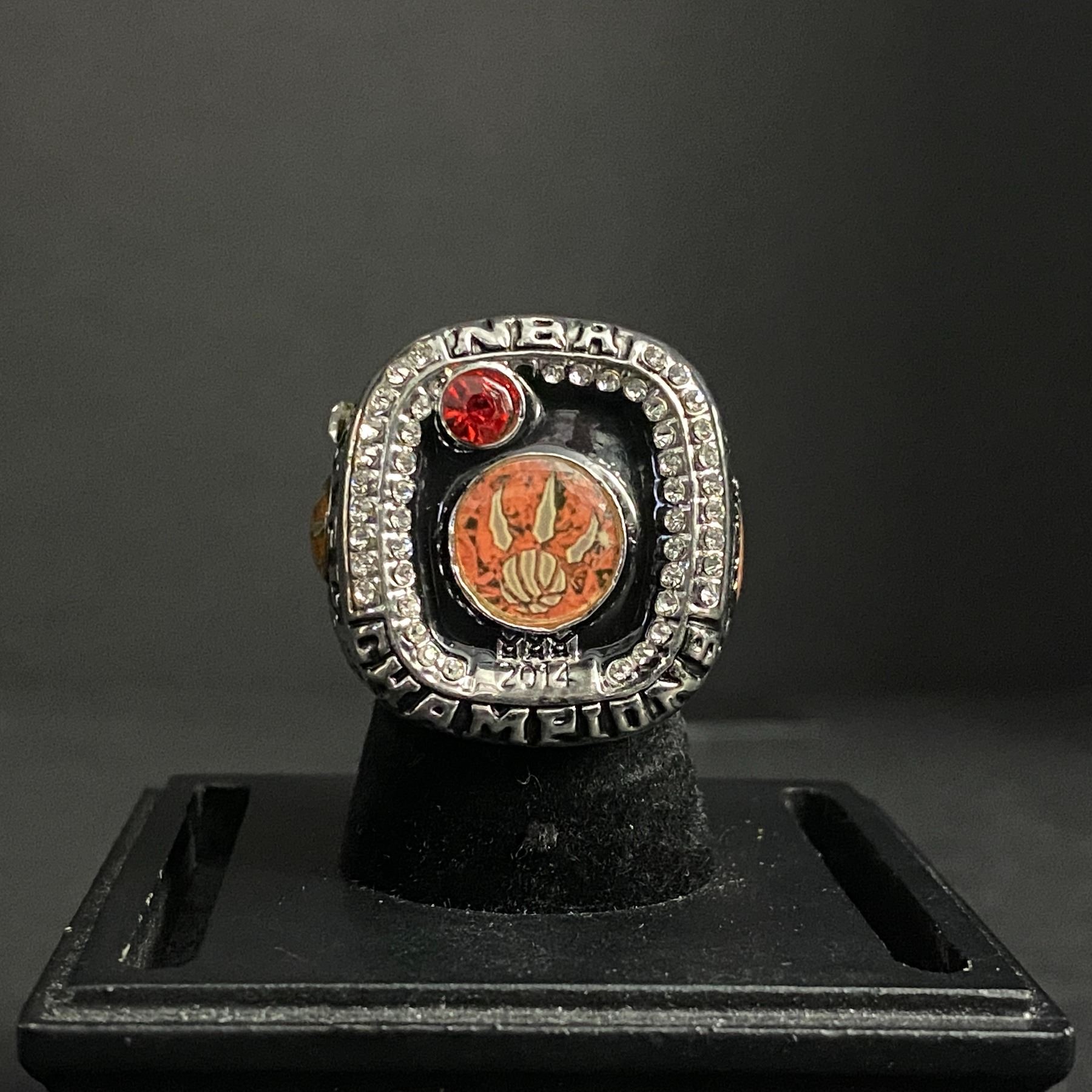 TORONTO RAPTORS 2014 FANS CHAMPIONSHIP REPLICA RING (ref448)