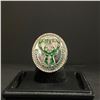 Image 1 : MILWAUKEE BUCKS N.B.A CHAMPIONSHIP REPLICA RING (ref487)
