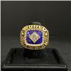 Image 1 : NEW YORK YANKEES M.L.B 1978 "JOHNSON" CHAMPIONSHIP REPLICA RING (ref553)