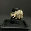 Image 2 : CINCINATTI REDS M.L.B 1990 "SWEEP" CHAMPIONSHIP REPLICA RING (ref624)