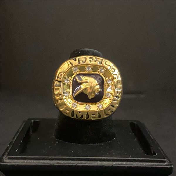 MINNESOTA VIKINGS N.F.L 1974 CHAMPIONSHIP REPLICA RING (ref760)