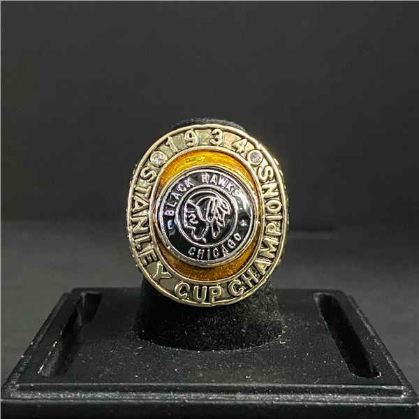 CHICAGO BLACKHAWKS N.H.L 1934 CHAMPIONSHIP REPLICA RING (ref822)