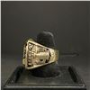 Image 3 : NEW YORK RANGERS N.H.L 1994 "LEETCH" CHAMPIONSHIP REPLICA RING (ref857)