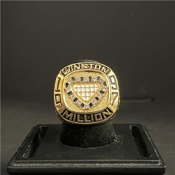 WINSTON MILLION WINNER 1997 "HENDRICK MOTORSPORTS" CHAMPIONSHIP REPLICA RING (ref976)