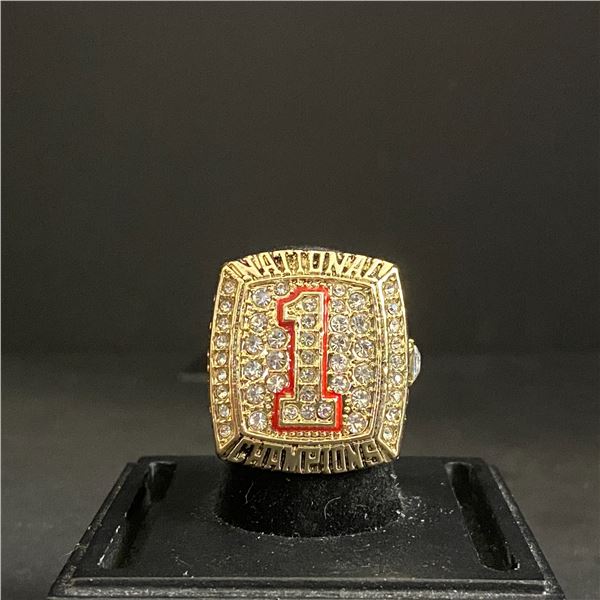 TEXAS LONGHORNS CHAMPIONS 2005 "BROWN" NATIONAL CHAMPIONSHIP REPLICA RING (ref1062)