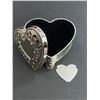 Image 2 : FILIGREE CRYSTAL HEART BOX FROM THINGS ENGRAVED