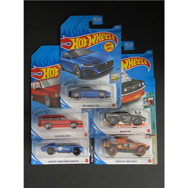 HOT WHEELS 5 CAR LOT ASSORTED STILL SEALED IN PACKAGES