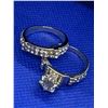 Image 5 : Ladies to piece wedding set includes solitaire engagement ring with mtvhing wedding band - stunning 