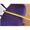 Image 8 : Purple Rolling Office Chair