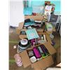 Image 1 : Misc. Kitchen Items: Pans, Bowls, Food Containers, Lunch Boxes, Trays, Glassware, etc