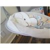 Image 8 : Fisher Price Baby Swing Rocker w/ Music Features