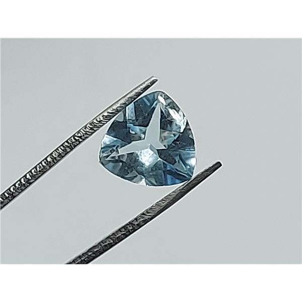 5.01 ct. FANTASTIC BLUE TOPAZ