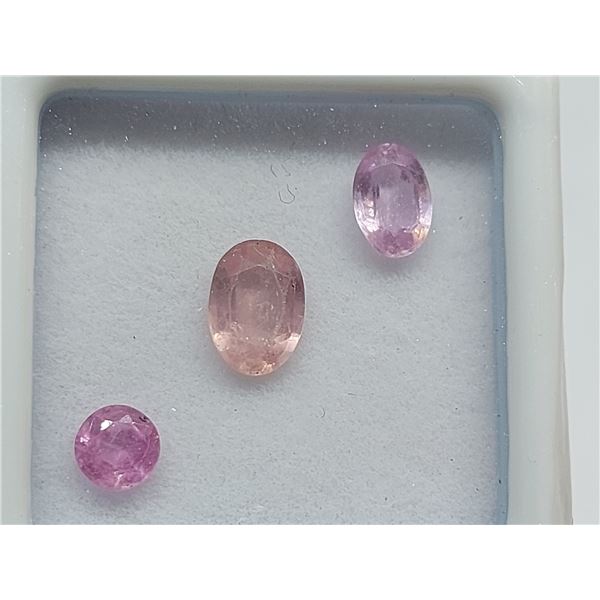 1.80 ct. SUPERB PINK AND PADPARADSCHA SAPPHIRE