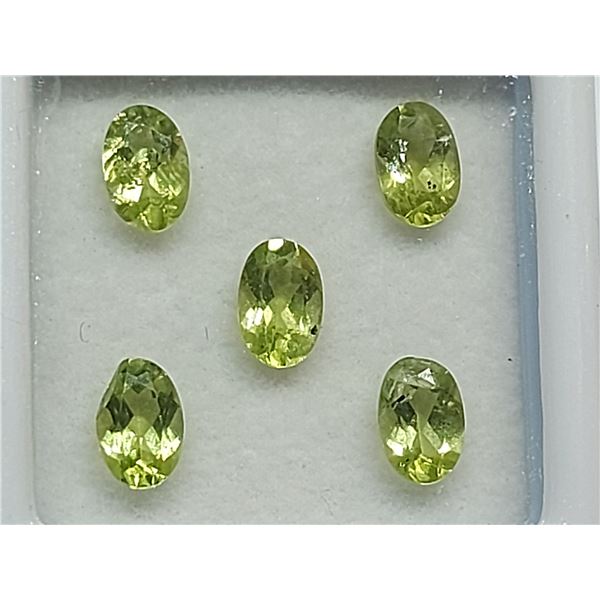 FABULOUS 2.30 ct. PERIDOT