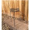Image 3 : Plant Stand 19"tall, shelf for 10"pot