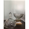 Image 2 : Pinwheel Chrystal Bowl with Domed Top
