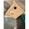 Image 1 : Diamond shaped birdhouse for wren or nuthatch