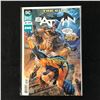 Image 1 : THE GIFT BATMAN #47 (DC COMICS)