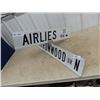 Image 1 : Street Sign - Airlies St & Arrowwood Dr