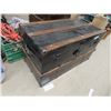Image 2 : Trunk w Indise Tray 19" x 34" x 18"
