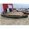 Image 2 : 16' Canoe w 2 Paddles