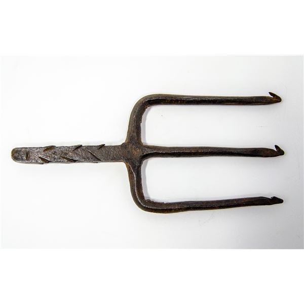 ANTIQUE FISHING SPEAR BLACKSMITH MADE