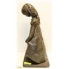 Image 4 : CAST STATUE OF GIRL TRYING ON MOMS SHOES APP 24"