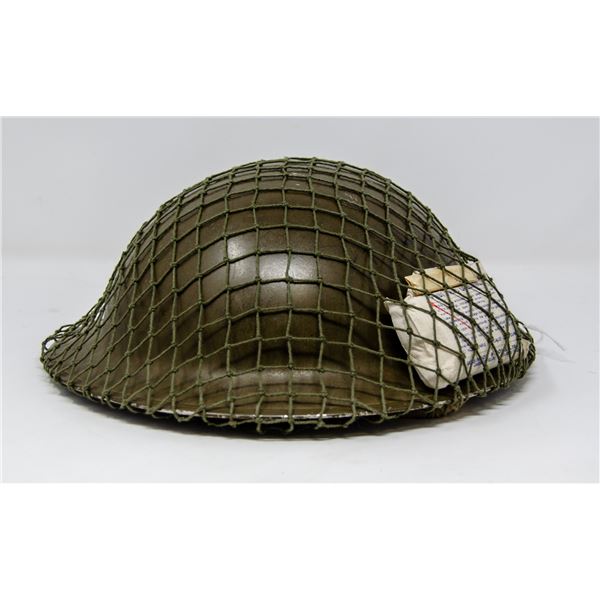 WW2 CANADIAN MILITARY HELMET WITH