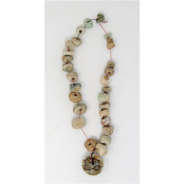 MAYAN JADE CARVED BEADED NECKALCE AD 250-900