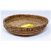 Image 2 : 1800S WEST COAST INDIGENOUS WOVAN BASKET