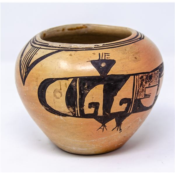 HOPI INDIGENOUS POT DATED 1967
