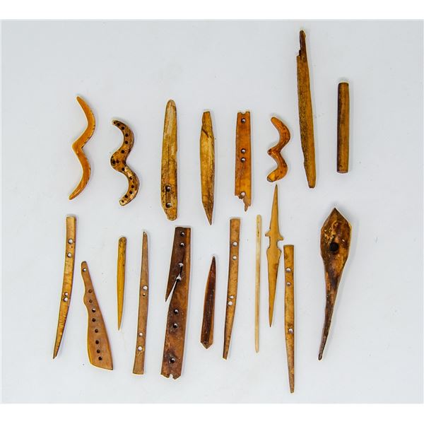 1800S INUPIAT ALASKAN INUIT NEEDLE AND THREAD