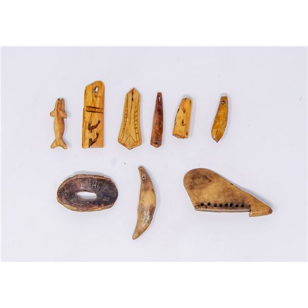 SELECTION OF SMALL BONE INUIT CARVINGS ANIMALS ETC