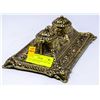 Image 2 : ORNATE BRASS DOUBLE WELL INK WELL DESK TOP SET