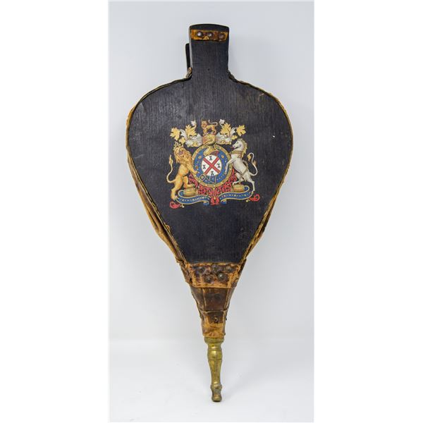 ANTIQUE MILITARY BELLOWS WITH ENGLISH COAT ARMS