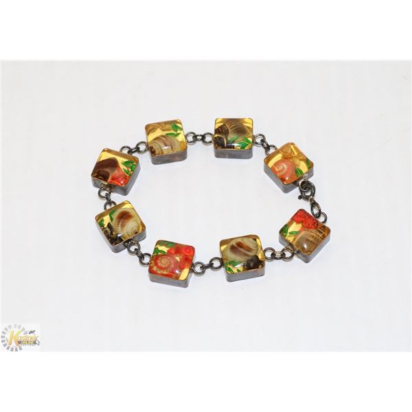 SILVER AND RESIN DECORATIVE BRACELET